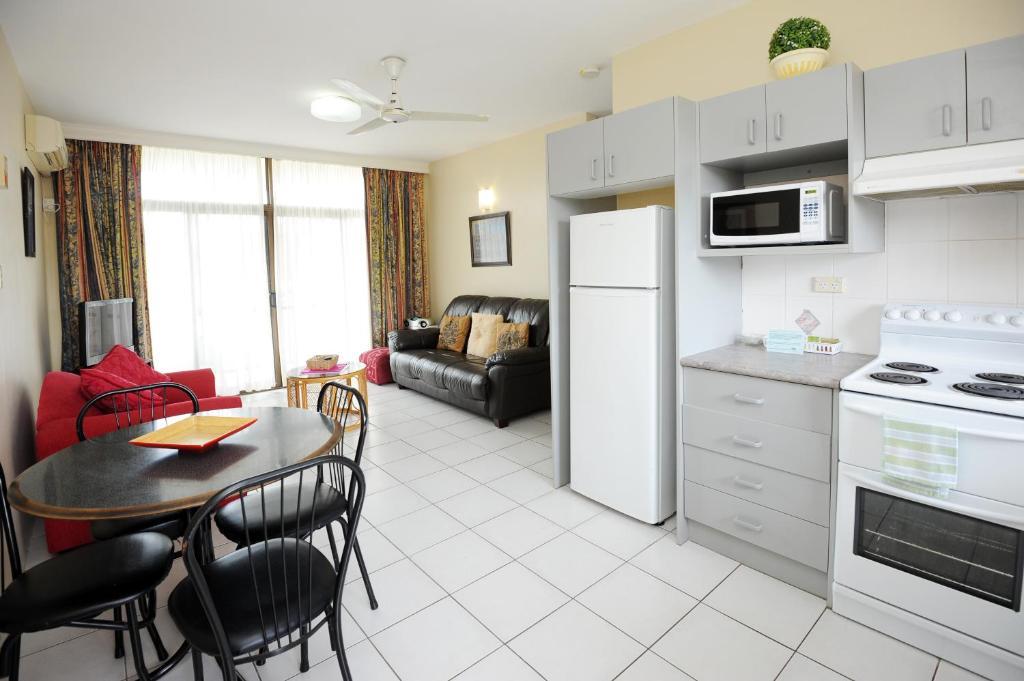 The Tahitian Aparthotel Coffs Harbour Room photo